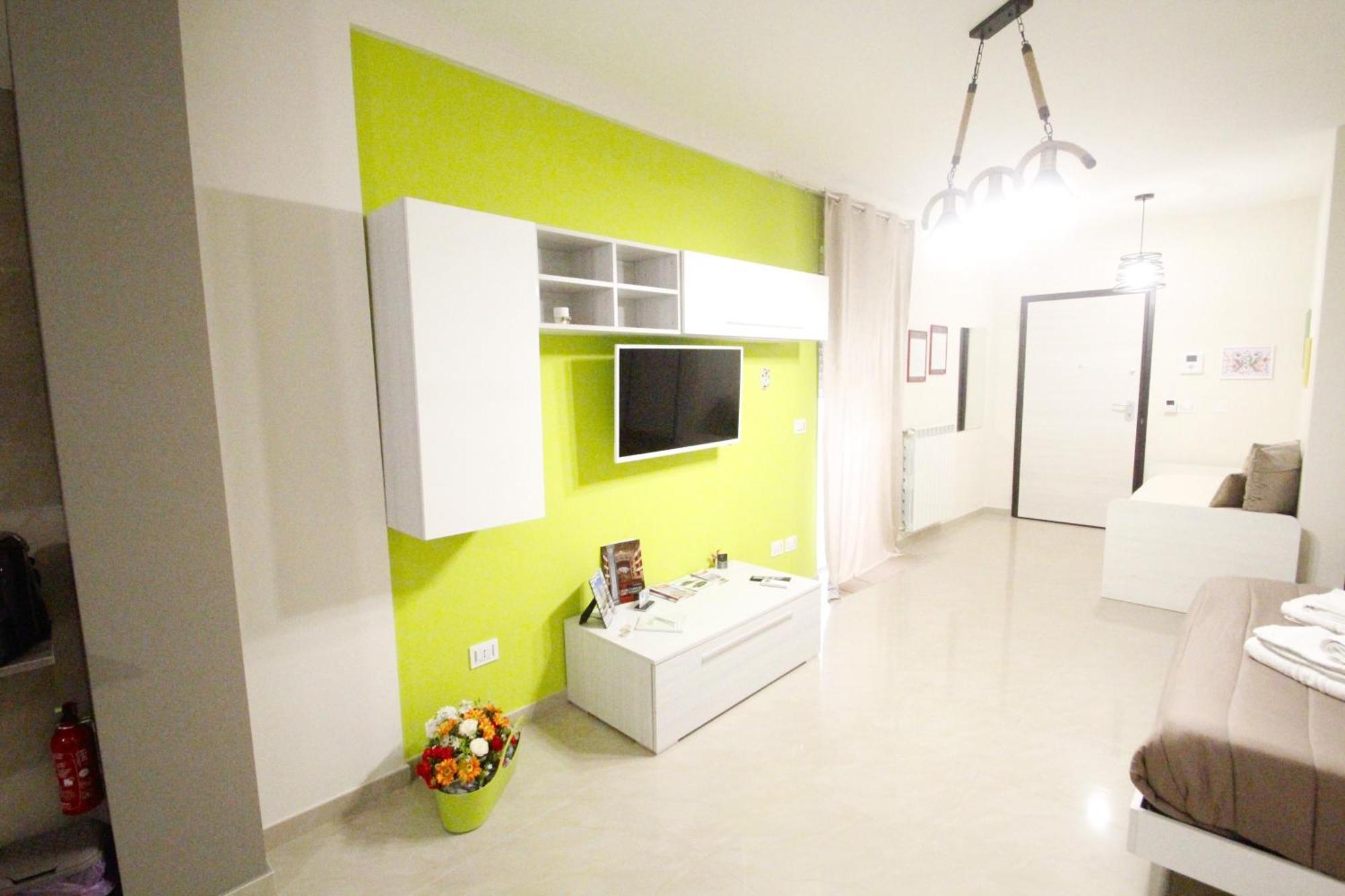 B&B Elles Con Parcheggio Interno Barletta Dış mekan fotoğraf