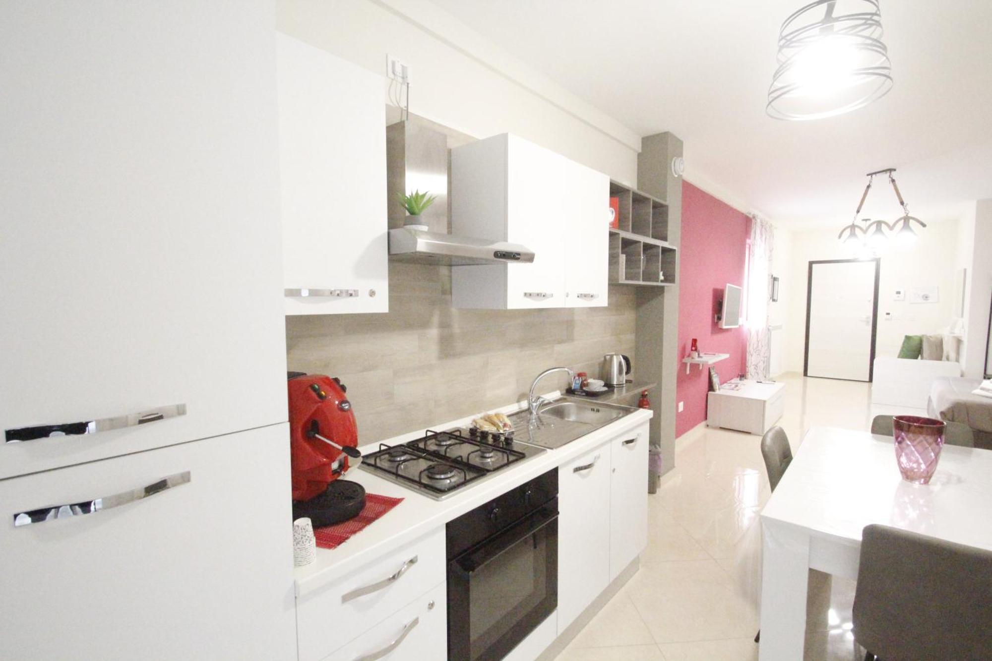 B&B Elles Con Parcheggio Interno Barletta Dış mekan fotoğraf